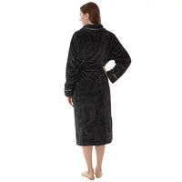 Load image into Gallery viewer, Cozy Comfort Women&#39;s Plush Fleece Robe Black S/M

