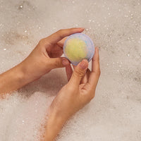 Load image into Gallery viewer, Bath and Body Set for Women - 5 Pcs Ocean Spa Baskets Holiday Beauty Christmas Birthday Gifts Sets for Her
