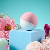 Load image into Gallery viewer, Luxury Spa Gift Basket for Women
