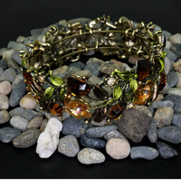 Load image into Gallery viewer, Vintage Flower Bracelet Bangle
