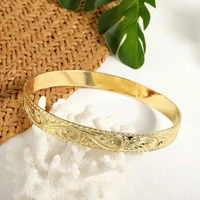 Load image into Gallery viewer, Gold Hawaiian Heritage Bangle Bracelet
