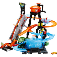 Load image into Gallery viewer, Hot Wheels Playset Ultimate Gator Car Wash with Color-Changing Toy Car
