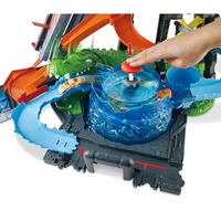 Load image into Gallery viewer, Hot Wheels Playset Ultimate Gator Car Wash with Color-Changing Toy Car
