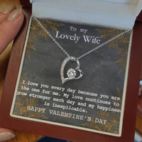 Load image into Gallery viewer, My loving wife Necklace - Forever Love

