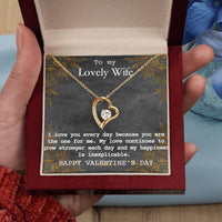 Load image into Gallery viewer, My loving wife Necklace - Forever Love
