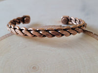Load image into Gallery viewer, Two-piece set of pure copper magnetic bracelets

